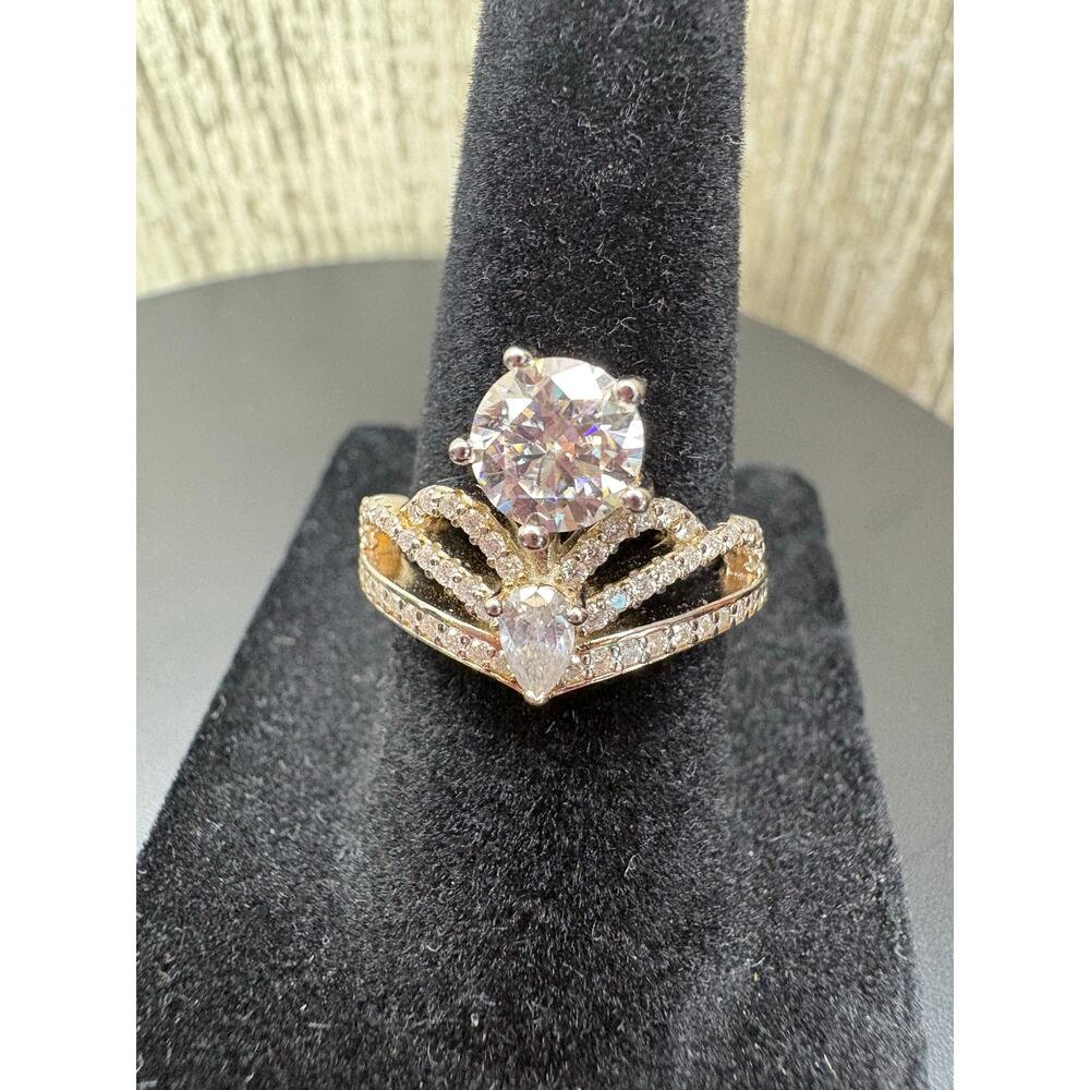 NEW 1ct Moissanite Crown Ring - 925 Sterling Silver, Sz 7 - Picture 6 of 8
